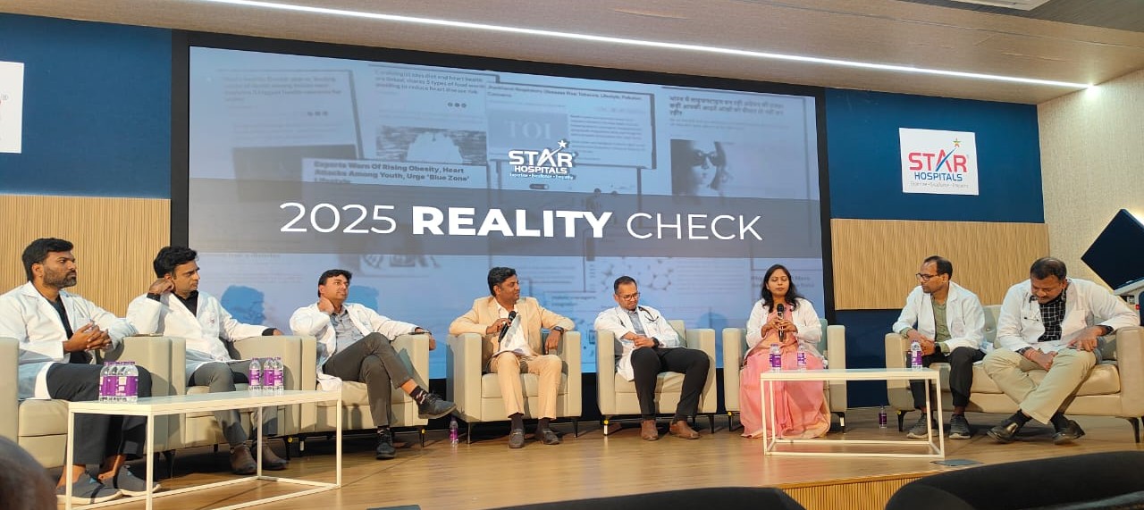 Pannel of doctors participated in the conference.jpeg